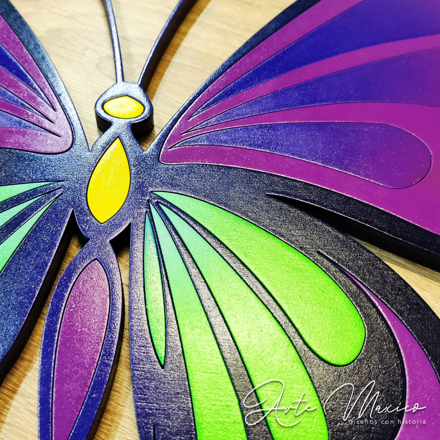 Mariposas Monarcas a Relieve