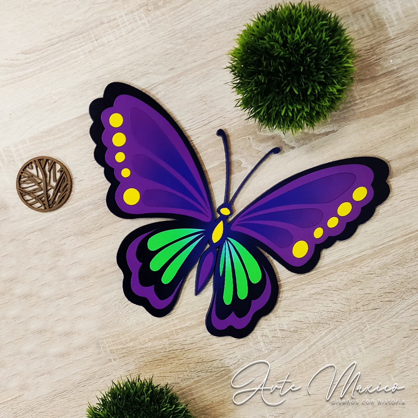 Mariposas Monarcas a Relieve