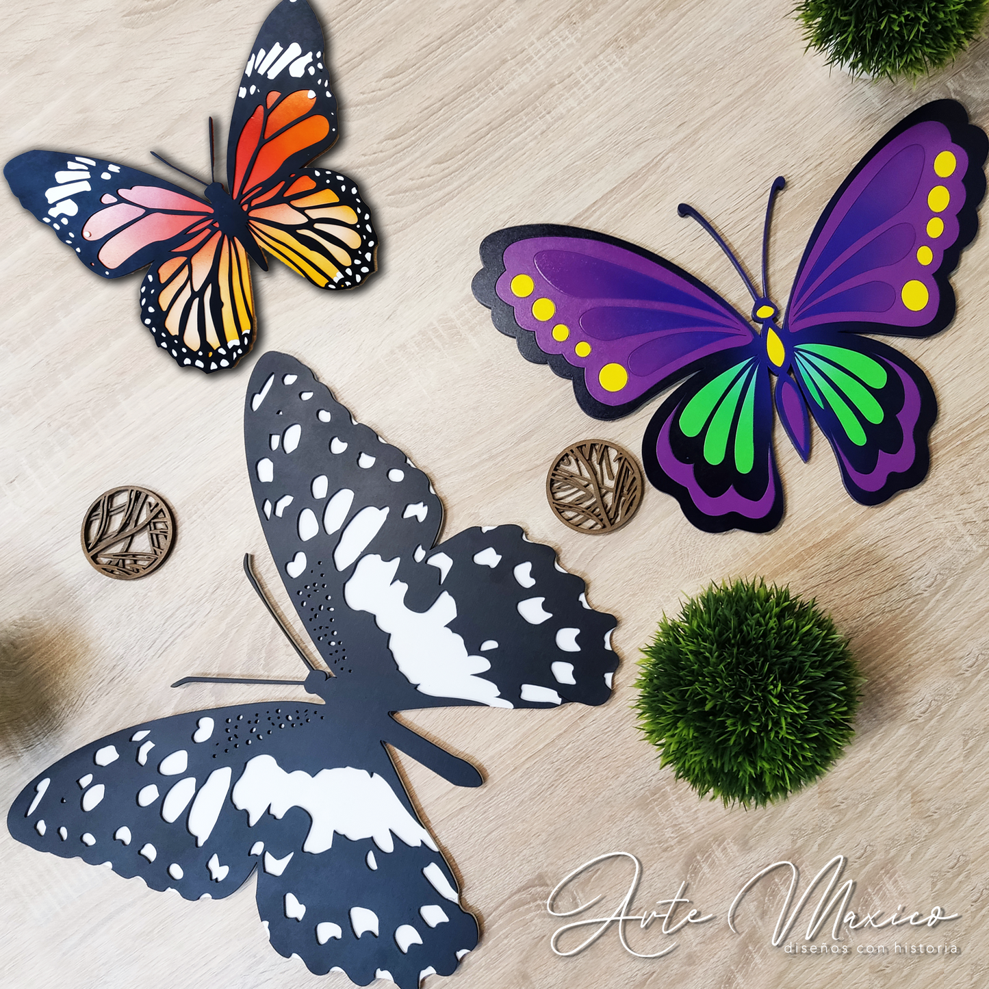 Set de Mariposas Monarcas a Relieve